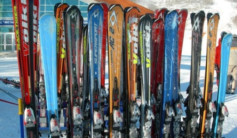 Основные критерии выбора горных лыж