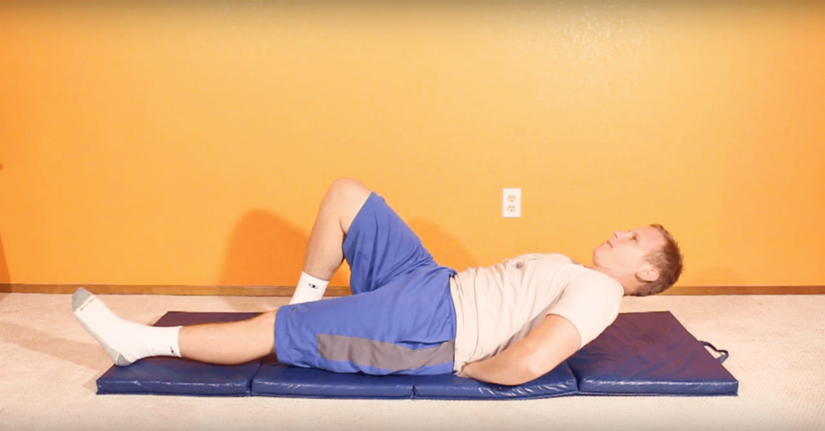 Упражнения из йоги для устранения поясничной боли