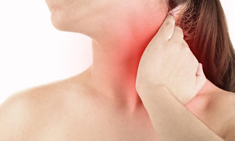 Причины болей в шее