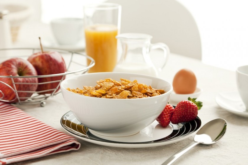 Что правильно и лучше есть с утра — важность завтрака