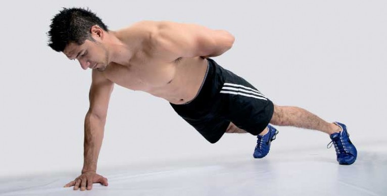 Упражнение планка для мужчин — техника выполнения