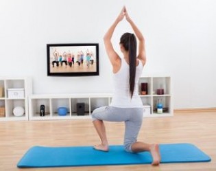 Йога для начинающих в домашних условиях: как освоить самый простой комплекс упражнений